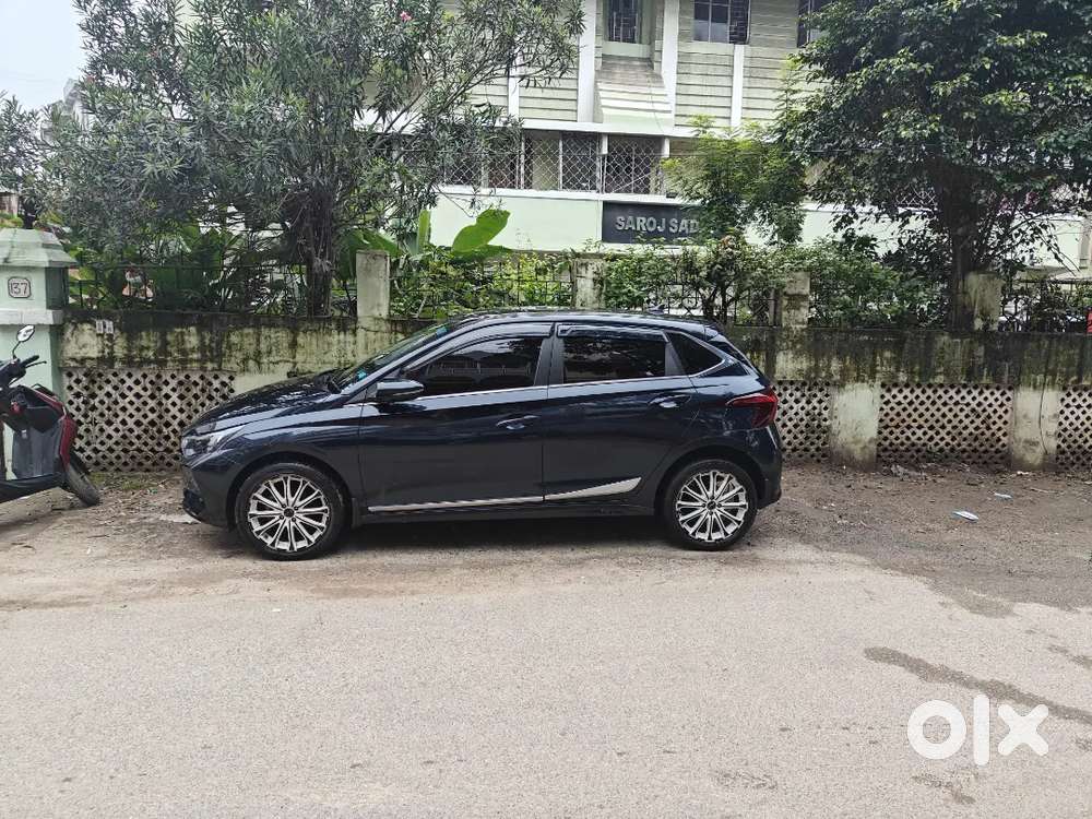 Hyundai I20 2021 Petrol 39650 Km Driven Automatic