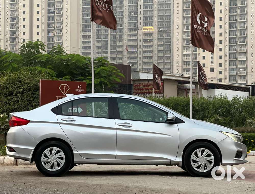 Honda City I-vtec Sv, 2017, Petrol