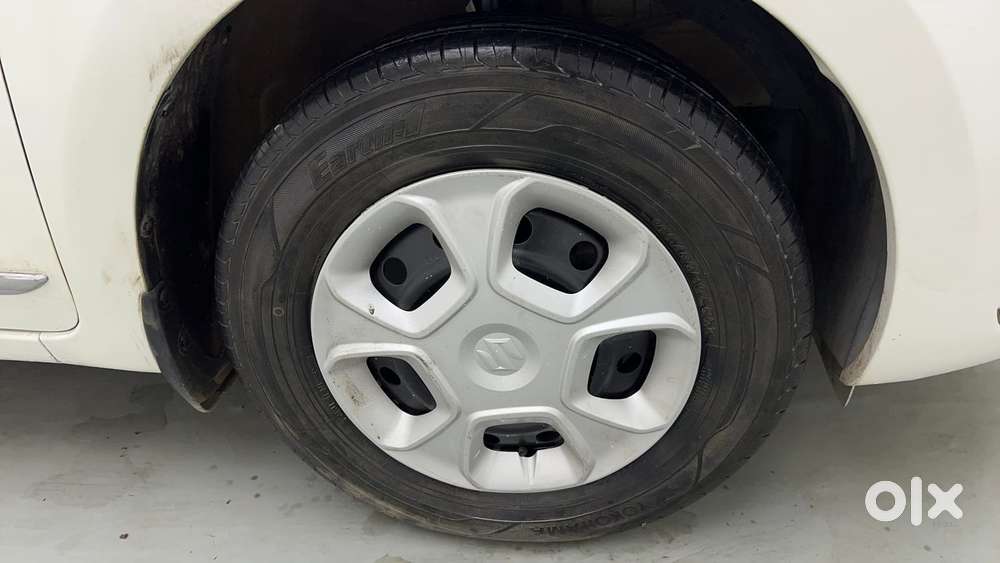 Maruti Suzuki Dzire 1.2 Vxi, 2017, Petrol
