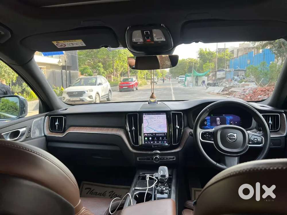 Volvo Xc60 2022 Petrol 14200 Km Driven
