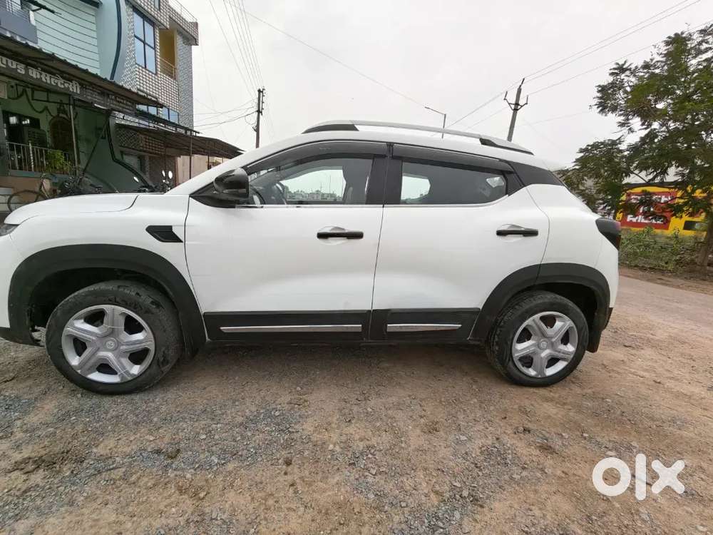 Renault Kiger 2023 Petrol
