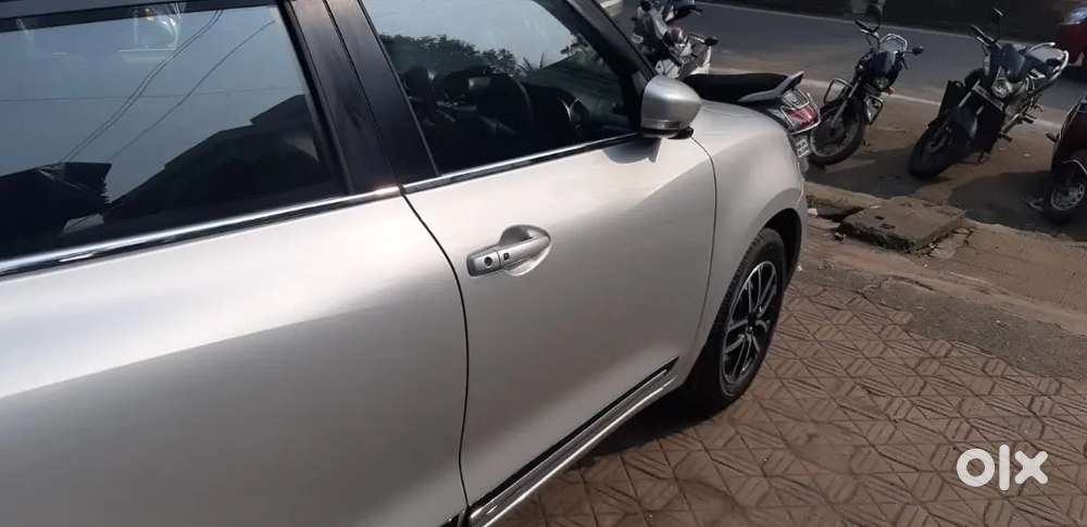 Maruti Suzuki Swift 2021 Petrol 48000 Km Driven