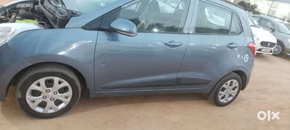Hyundai Grand I10 Sportz, 2016, Diesel
