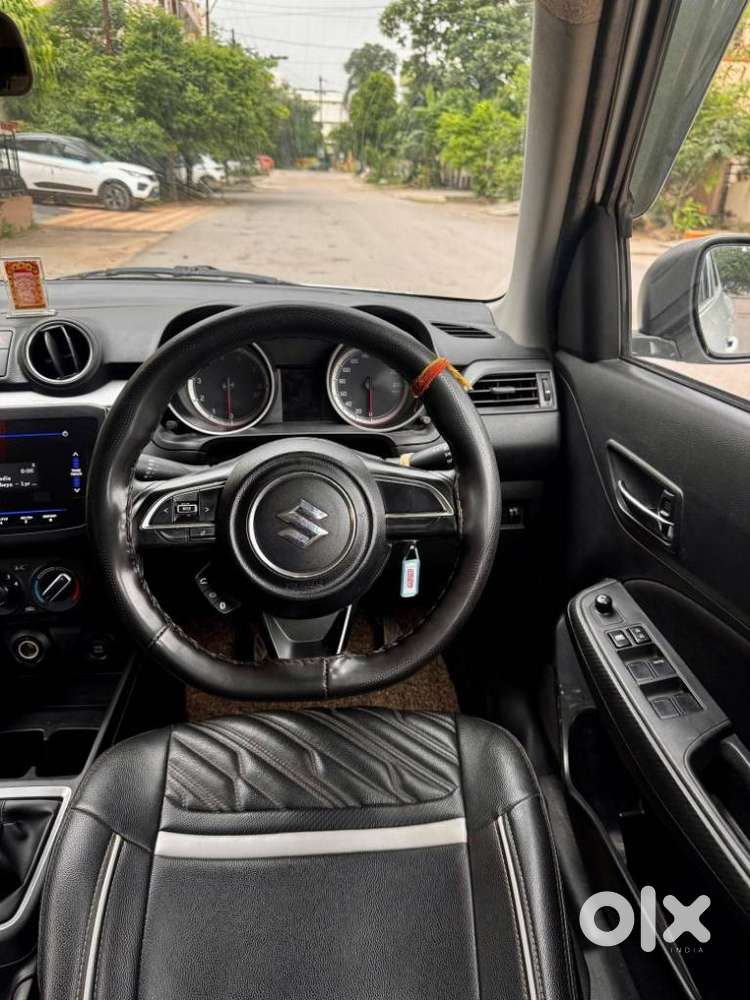 Maruti Suzuki Swift Vxi + Manual, 2021, Petrol