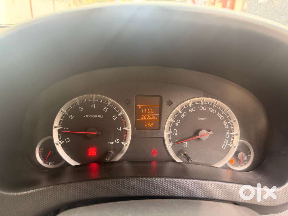 Maruti Suzuki Swift Vxi, 2013, Petrol