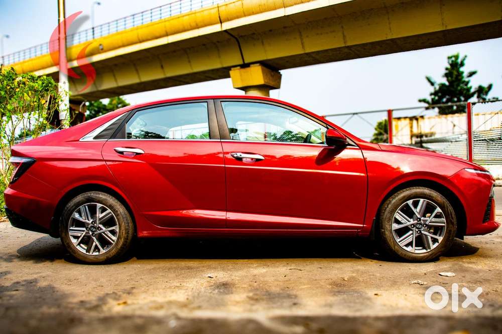 Hyundai Verna Sx (o) 1.5 Vtvt Ivt [2023 - 2026], 2023, Petrol