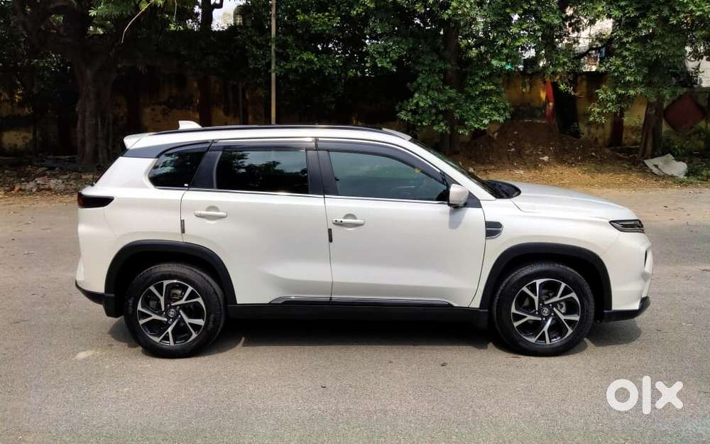 Toyota Urban Cruiser Hyryder 1.5 V Neo Drive At, 2025, Petrol