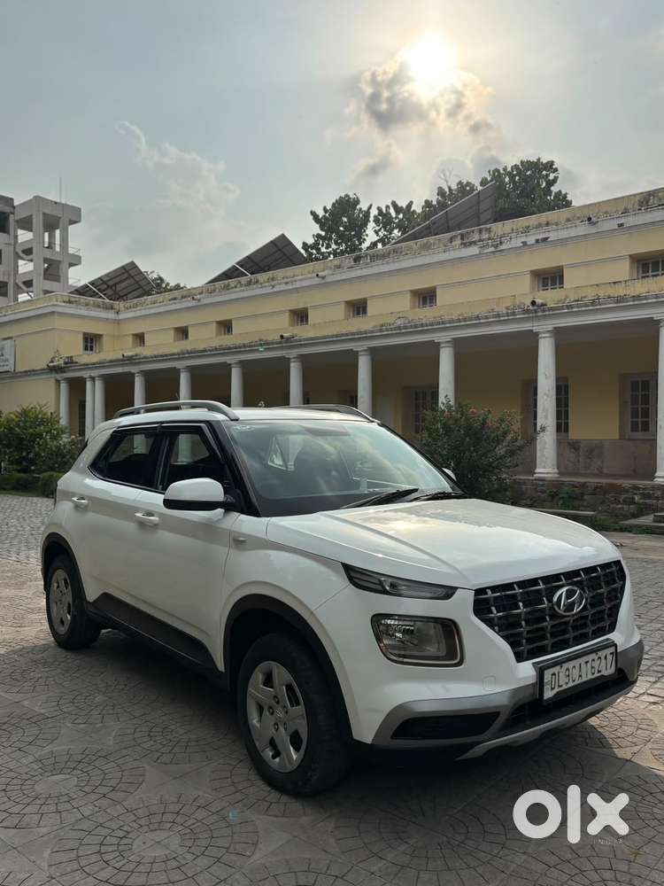 Hyundai Venue S Turbo, 2020, Petrol