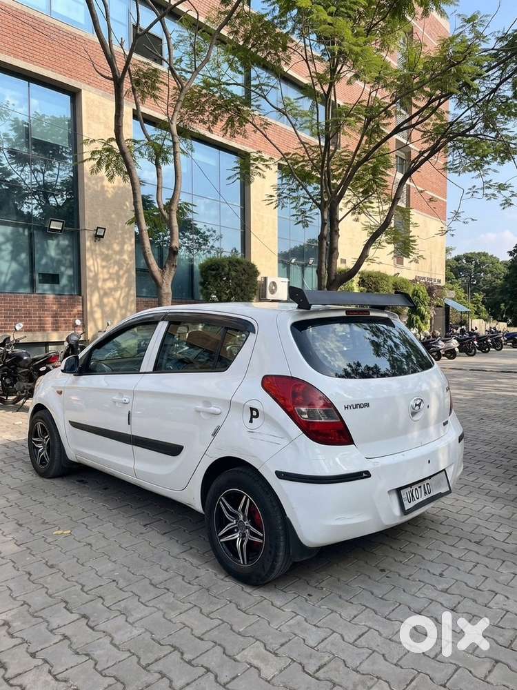 Hyundai I20 Petrol Manual 2010