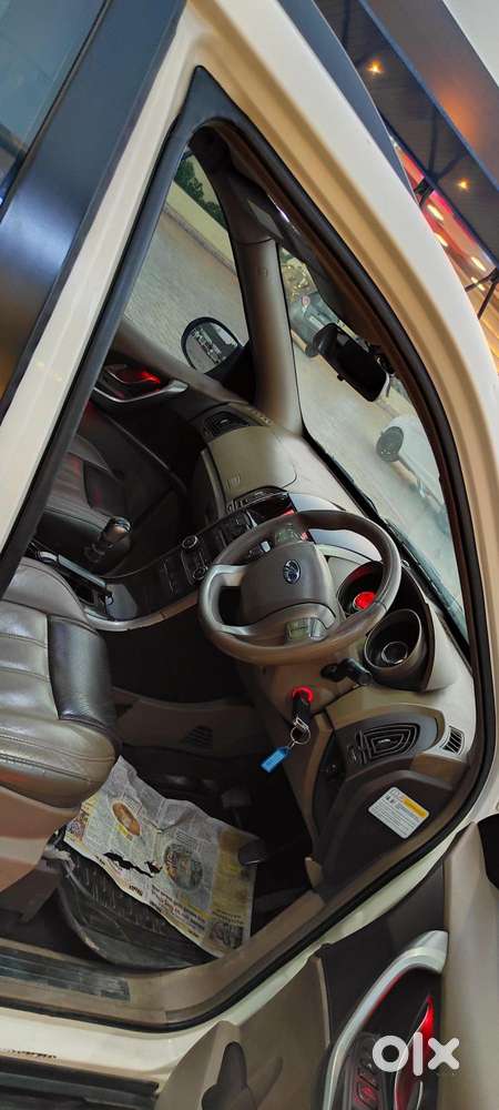 Mahindra Xuv500 W8, 2014, Diesel
