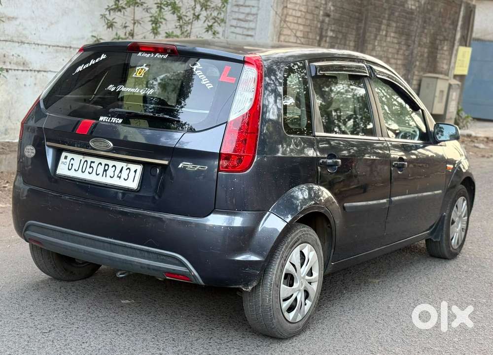Ford Figo, 2011, Petrol