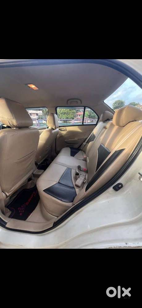Maruti Suzuki Dzire 1.2 Vxi Amt, 2014, Petrol