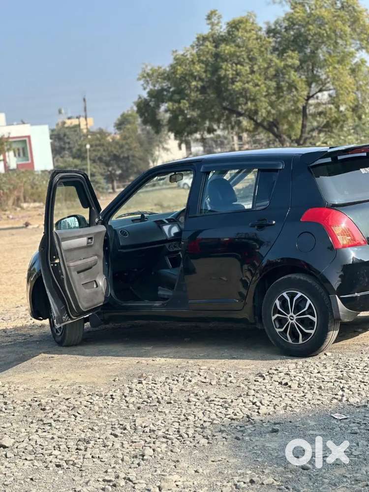 Maruti Suzuki Swift 2006 Petrol Well Maintained