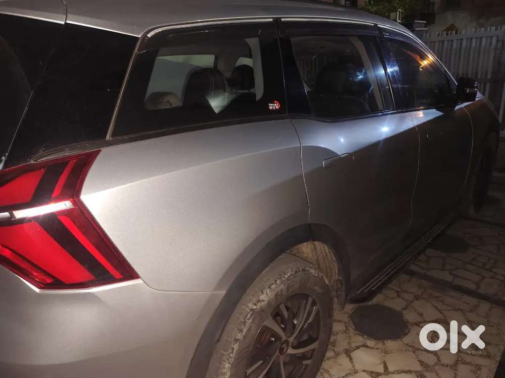 Mahindra Xuv700 2022 Diesel Well Maintained