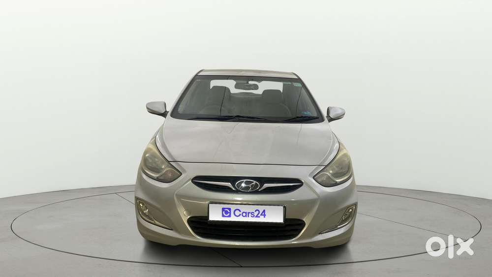 Hyundai Verna Fluidic 1.6 Vtvt Sx, 2013, Petrol