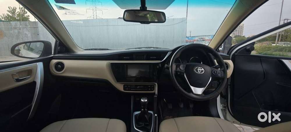 Toyota Corolla Altis 1.8 G, 2017, Petrol