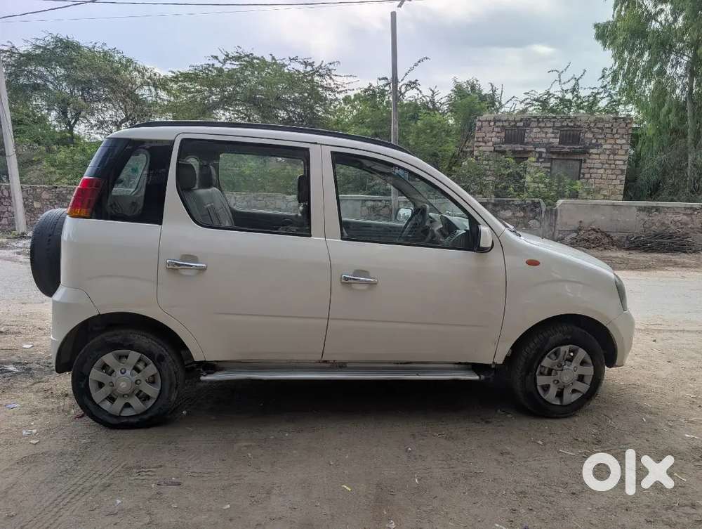 Mahindra Quanto 1.5 C4 2014 Diesel
