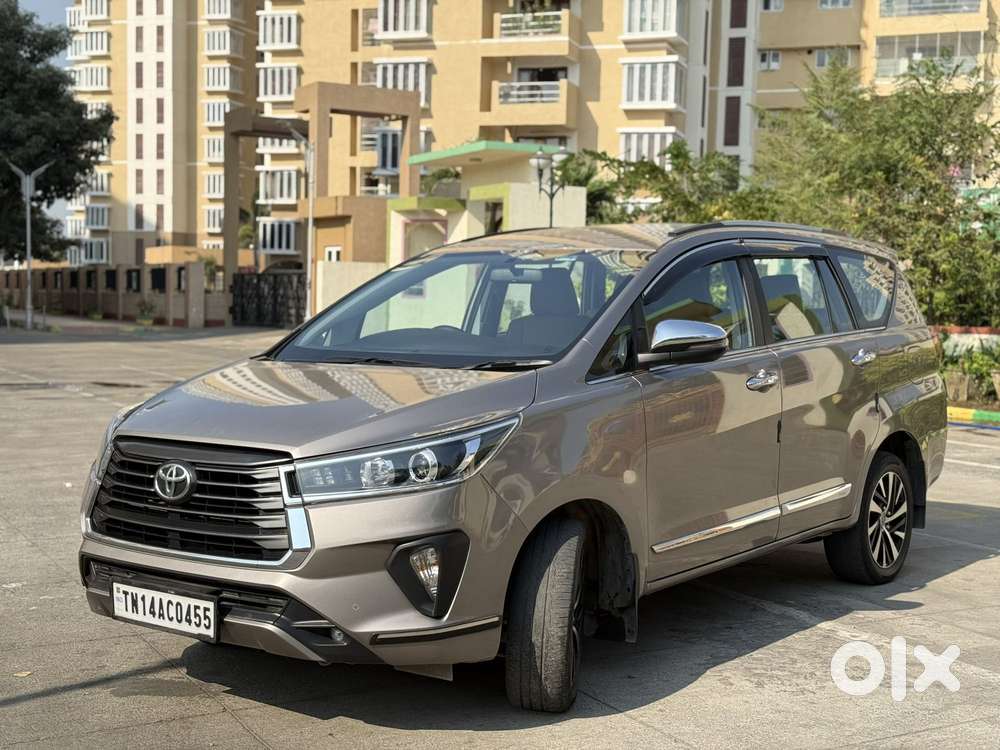 Toyota Innova Crysta