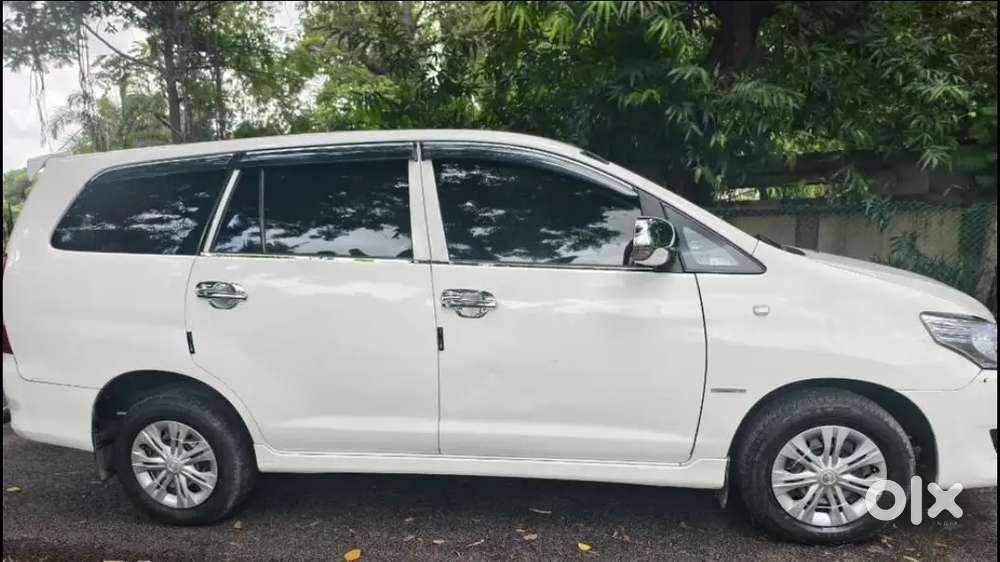 Fully Company Serviced Toyota Innova Diesel 2012