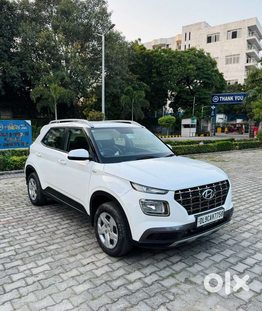 Hyundai Venue S 1.2 Petrol, 2021, Petrol