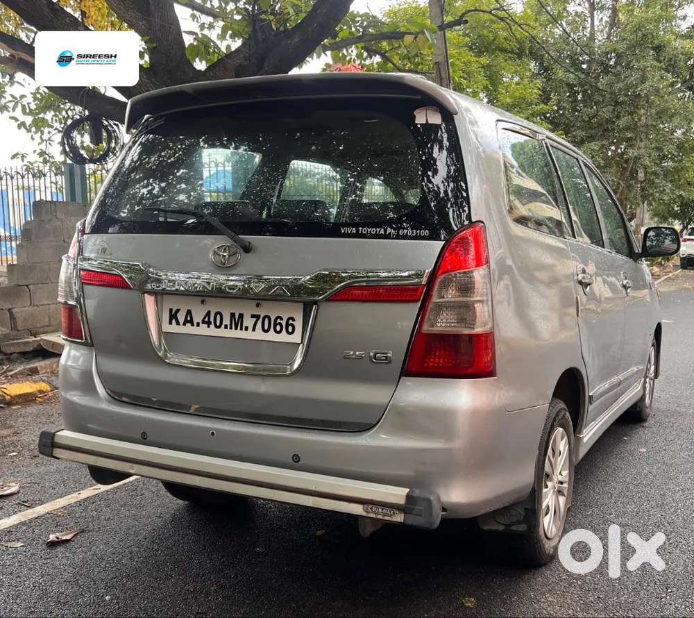 Toyota Innova 2.5 G (diesel) 8 Seater Bs Iv, 2016, Diesel