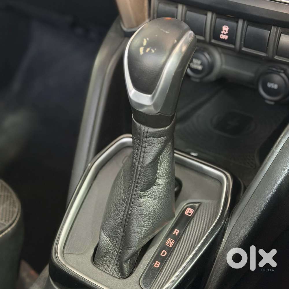 Maruti Suzuki Grand Vitara 1.5 Alpha Plus Intelligent Hybrid Ecvt, 2..