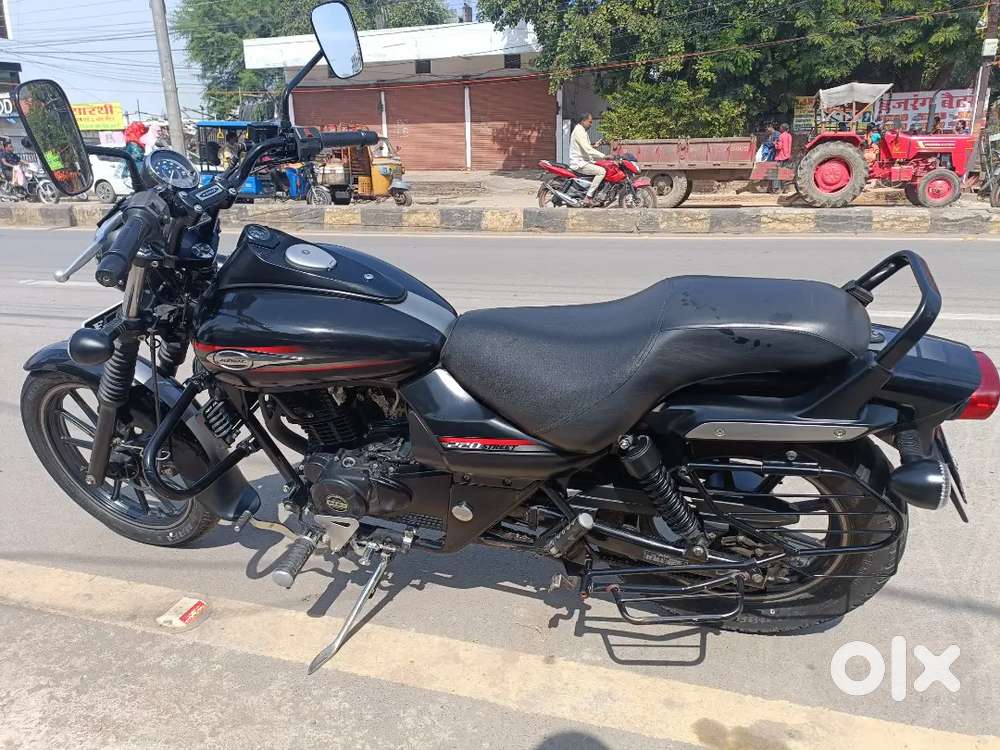 Avenger bike ka online rate