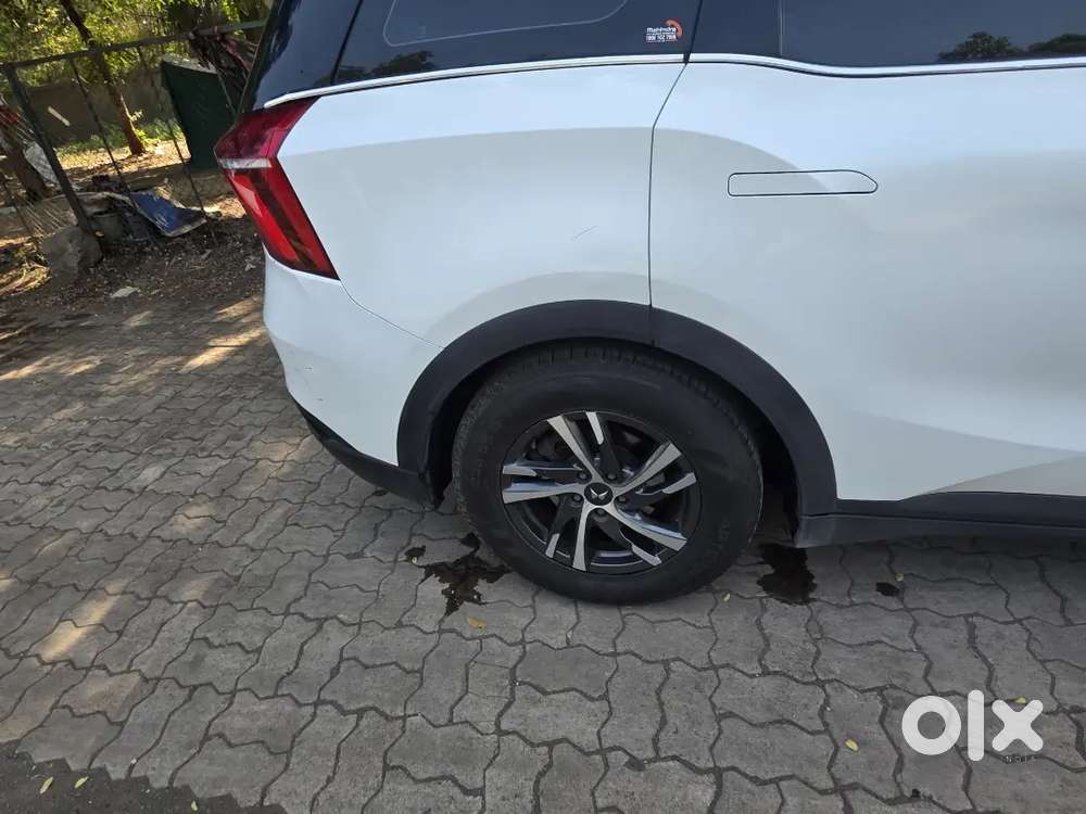 Mahindra Xuv700 Ax 5 Petrol 2021