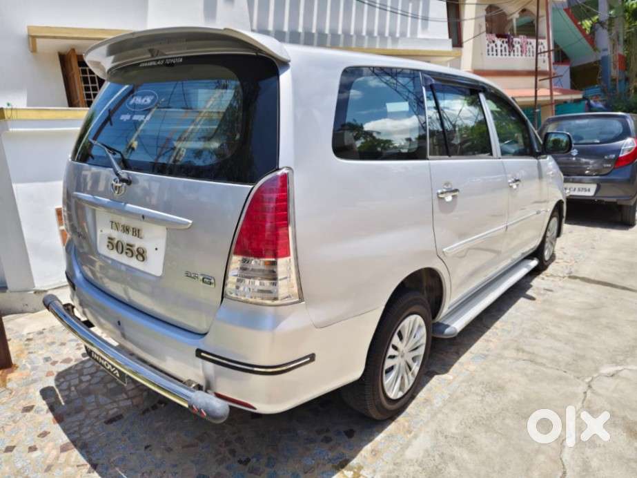 Toyota Innova 2.5 G (diesel) 8 Seater, 2012, Diesel