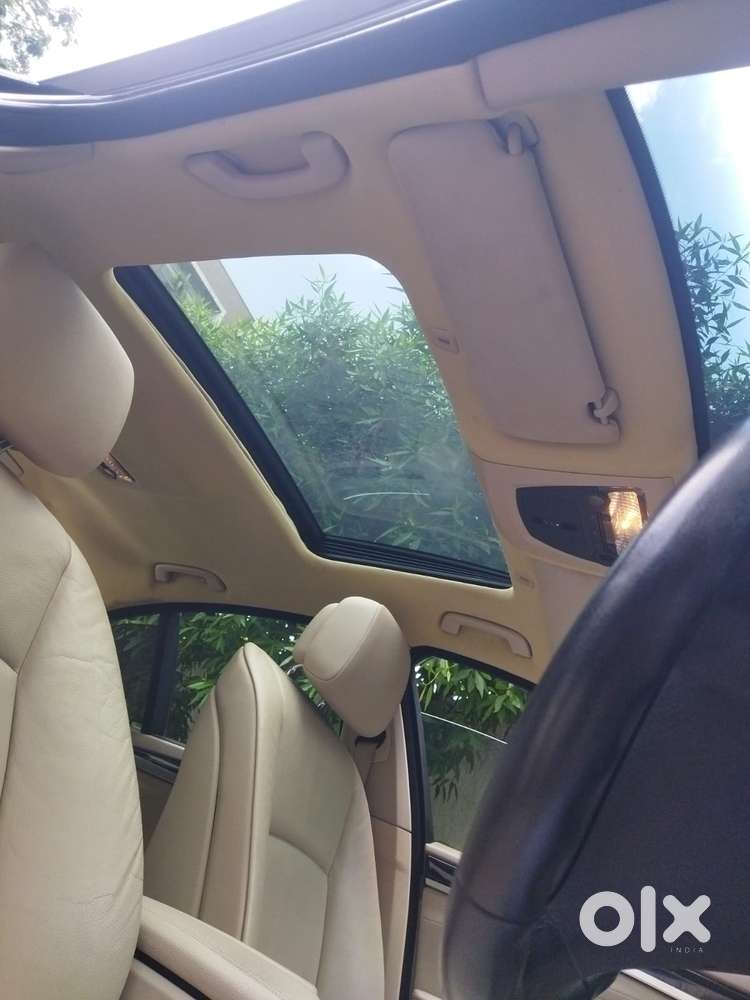 Bmw 5 Series 523i Sedan, 2010, Petrol