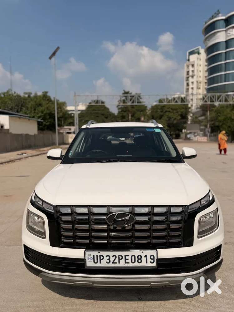 Hyundai Venue S 1.2 Petrol, 2024, Petrol