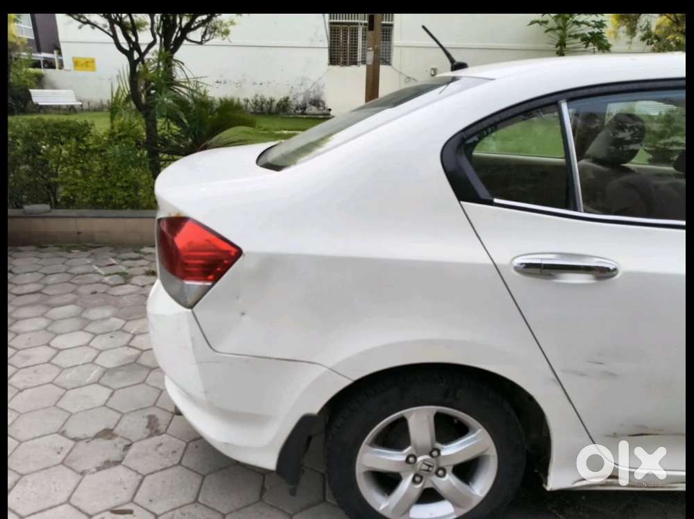 Honda City Petrol Manual 2010 + Cng