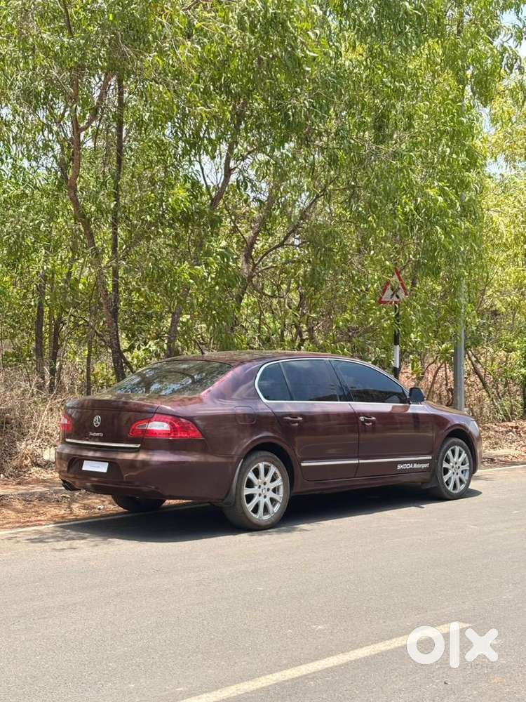 Skoda Superb 2009 Petrol Well Maintained