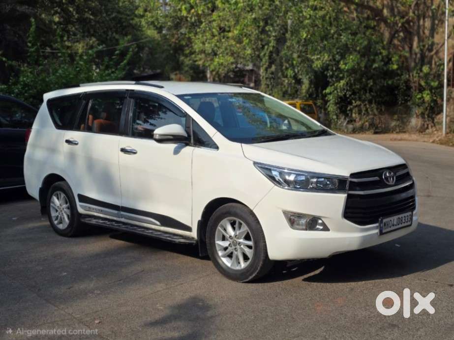Toyota Innova Crysta 2.8 Gx At 8 Seater, 2017, Diesel