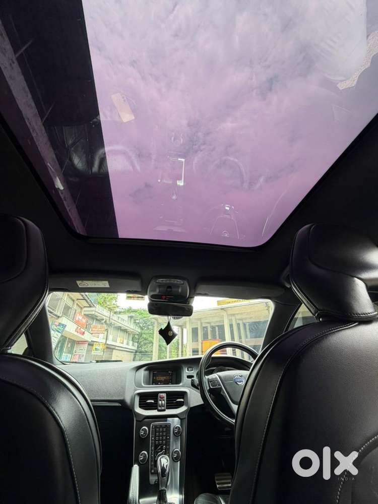 Volvo V40 2015 Diesel Well Maintained