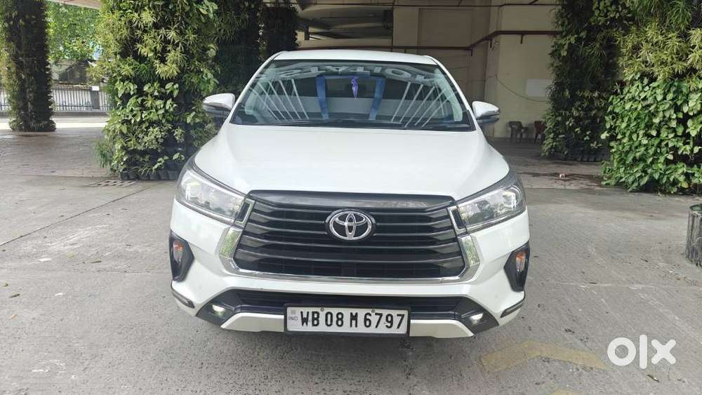Toyota Innova Crysta [2020-ongoing] 2.4 Vx 8 Str, 2022, Diesel