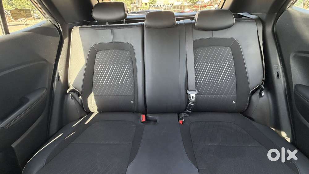 Hyundai Venue Sx(o) Knight Edition Dct, 2024, Petrol