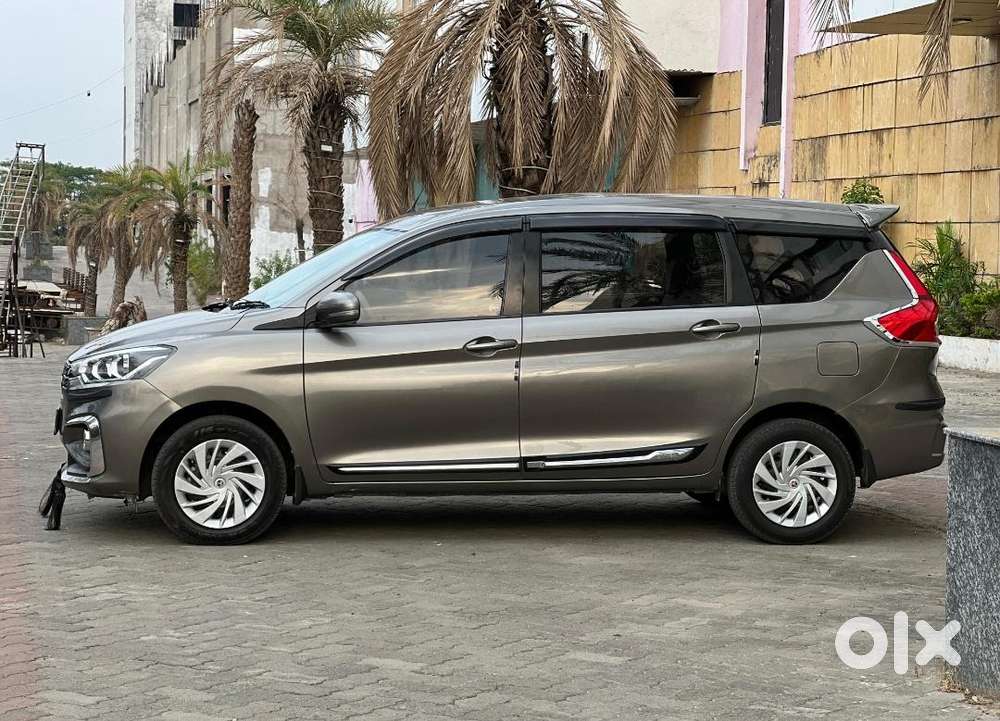 Maruti Suzuki Ertiga Vxi Shvs At, 2022, Petrol