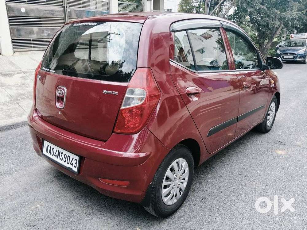 Hyundai I10 Sportz, 2017, Petrol