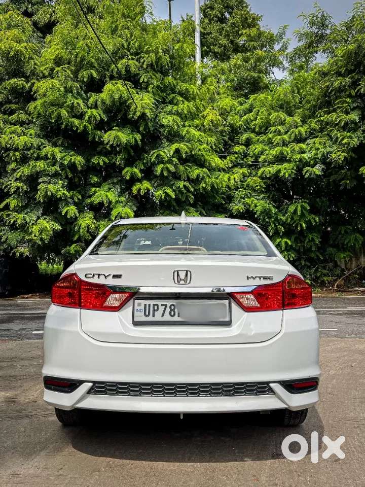 Honda City 1.5 V 4th Gen I-vtec Mt, 2017, Petrol