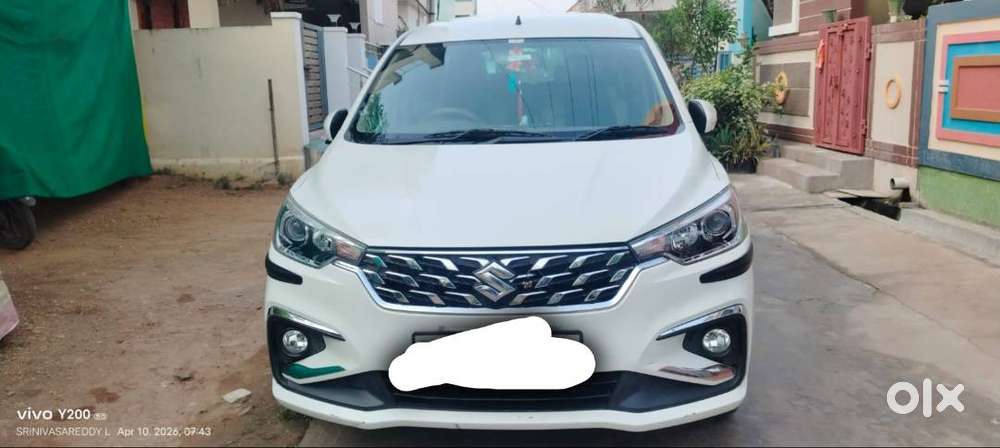 Maintine By Showroom Track