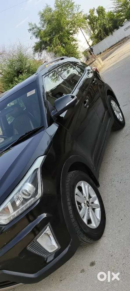 Creta Top Model Argent Sell