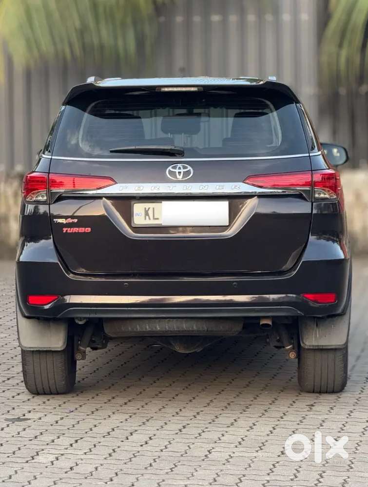 Toyota Fortuner 2017 Diesel 86000 Km Driven