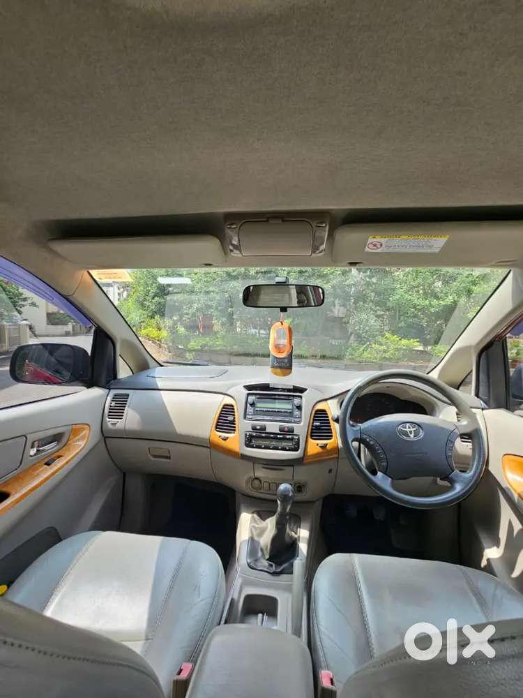 Toyota Innova 2011 Diesel 115000 Km Driven