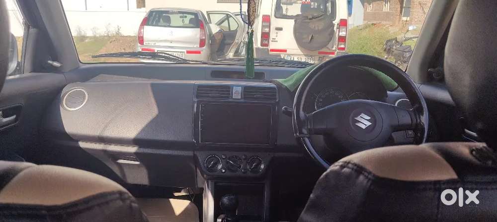 Maruti Suzuki Dzire 2011