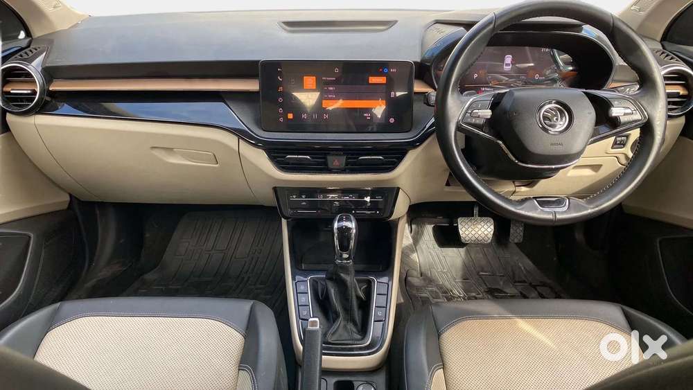 Skoda Slavia 1.0 Tsi Style At, 2022, Petrol