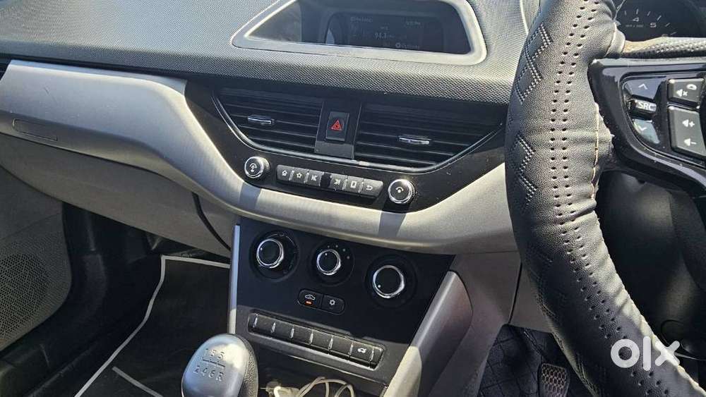 Tata Nexon, 2018, Diesel