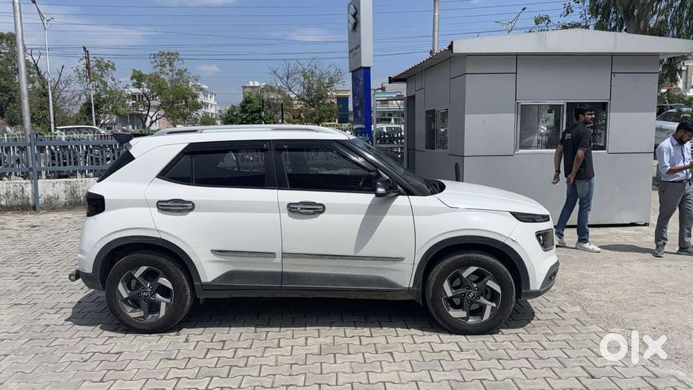Hyundai Venue Diesel 2019
