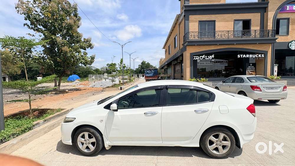 Honda City Petrol Automatic 2011