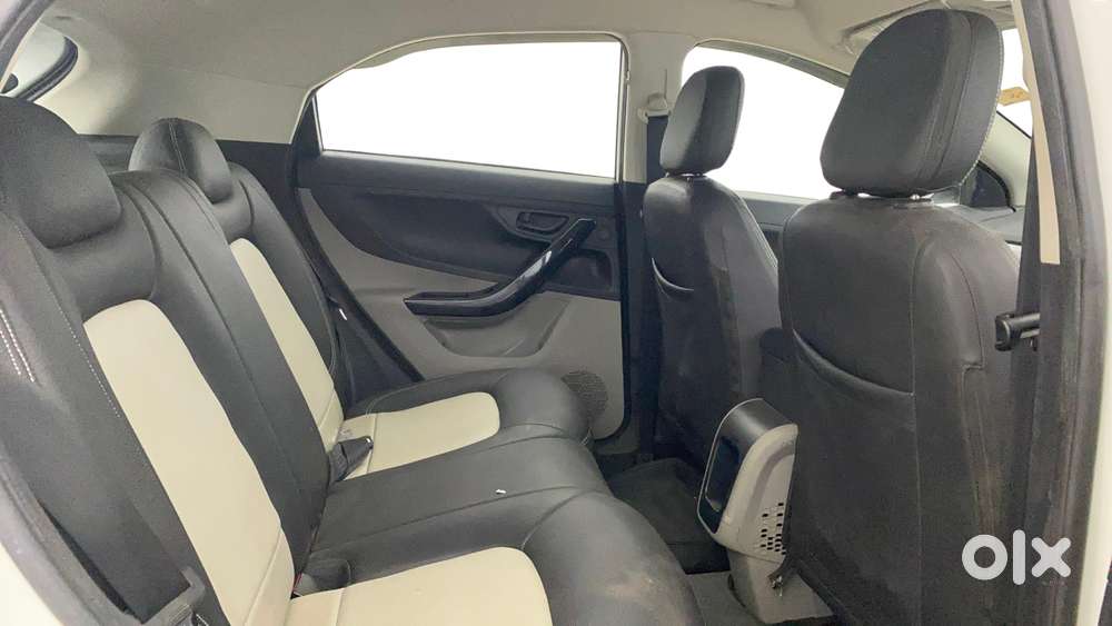 Tata Nexon 1.2 Revotron Xma, 2019, Petrol